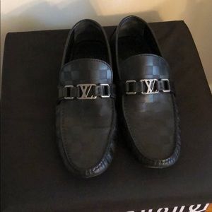 Louis Vuitton loafer. Size 9